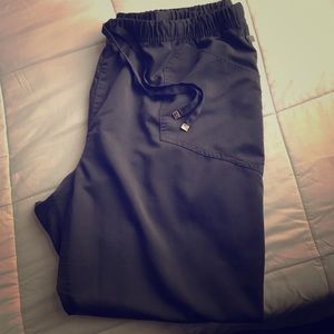 Gray scrub pants, barco